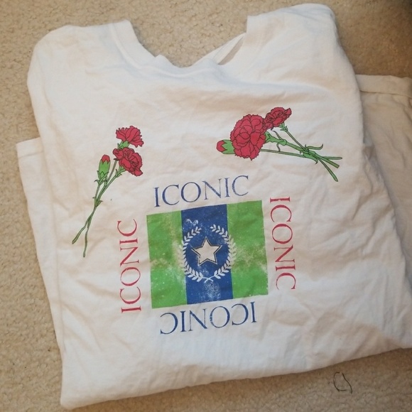 Oversize cute white tee - Picture 1 of 3